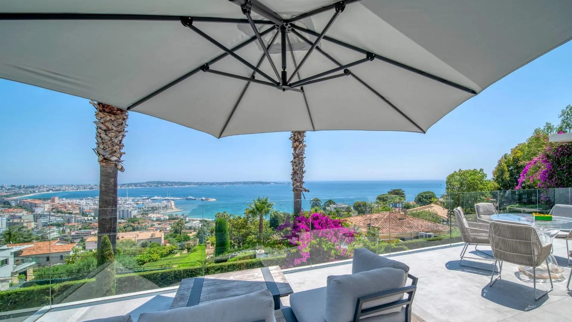 Ref 2128 - Cannes - Sea View Villa For Rent フランス